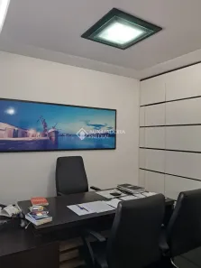 Sala Comercial à venda, 55m² no Independência, Porto Alegre