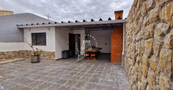 Sobrado com 4 Quartos à venda, 226m² no Jardim Sagrado Coração de Jesus, Jundiaí