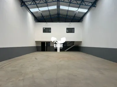 Galpão/Depósito/Armazém para alugar, 280m² no Jardim Sílvia Maria, Mauá