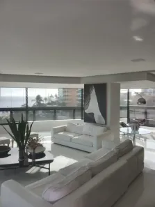 Apartamento com 4 Quartos para alugar, 245m² no Barra, Salvador