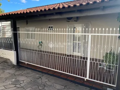 Casa com 2 Quartos à venda, 110m² no Vila Nova, Novo Hamburgo