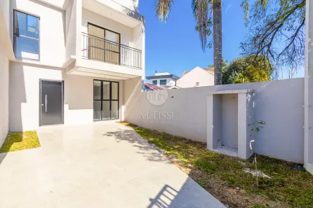 Sobrado com 3 Quartos à venda, 135m² no Ahú, Curitiba