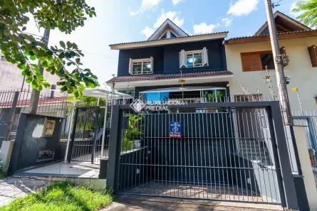 Casa com 3 Quartos para alugar, 337m² no Chácara das Pedras, Porto Alegre