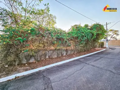 Lote/Terreno à venda, 664m² no Padre Herculano Yanes, Divinópolis