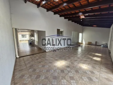 Casa com 4 Quartos à venda, 216m² no Pacaembu, Uberlândia