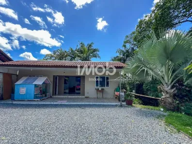 Casa com 3 Quartos à venda, 200m² no Ilha da Figueira, Jaraguá do Sul