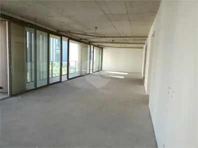 Apartamento com 3 Quartos à venda, 232m² no Pinheiros, São Paulo