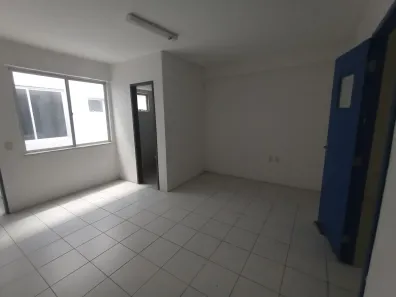Sala Comercial para alugar, 48m² no Joaquim Távora, Fortaleza