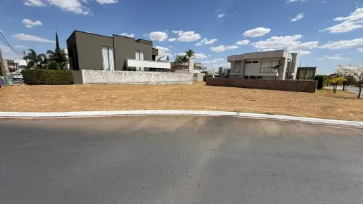Lote/Terreno à venda, 617m² no Jardins Lisboa, Goiânia