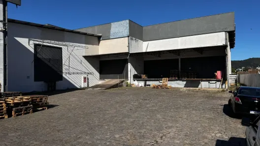 Galpão/Depósito/Armazém para alugar, 1500m² no Serraria, São José