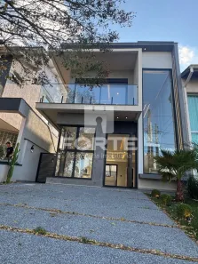 Sobrado com 3 Quartos à venda, 172m² no Parque das Figueiras, Mogi das Cruzes