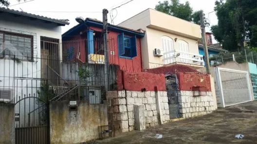 Lote/Terreno à venda, 217m² no Santo Antônio, Porto Alegre