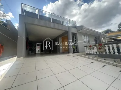 Sobrado com 6 Quartos à venda, 249m² no Alto Boqueirão, Curitiba