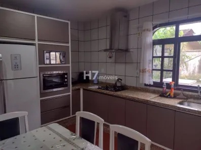 Casa com 3 Quartos à venda, 118m² no Vila Nova, Joinville