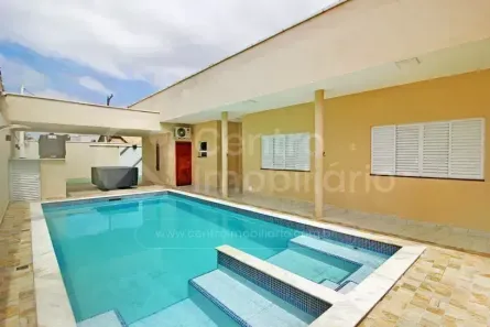 Casa com 4 Quartos à venda, 191m² no Estância Balneária Maria Helena Novaes, Peruíbe