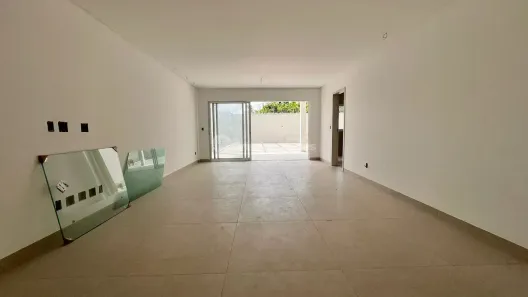 Casa com 4 Quartos à venda, 234m² no Uruguai, Teresina