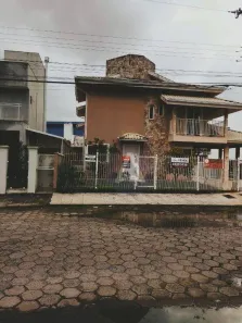 Casa com 3 Quartos à venda, 279m² no Carianos, Florianópolis
