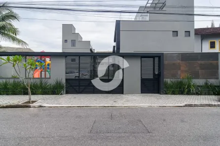 Casa de Condomínio com 4 Quartos à venda, 180m² no Itaipu, Niterói