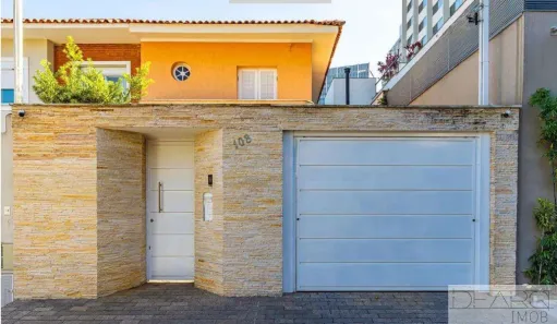 Sobrado com 4 Quartos à venda, 220m² no Jardim Paulistano, São Paulo