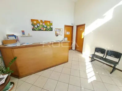 Sala Comercial para alugar, 179m² no Vila Costa do Sol, São Carlos