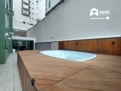 Apartamento com 3 Quartos para alugar, 240m² no Centro, Balneário Camboriú
