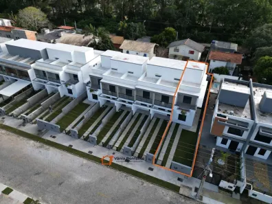 Casa com 3 Quartos à venda, 103m² no São João do Rio Vermelho, Florianópolis