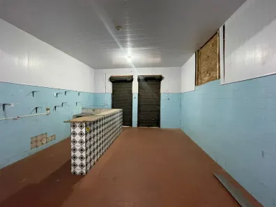 Galpão/Depósito/Armazém à venda, 200m² no Centro, São Roque