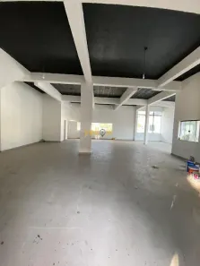 Ponto Comercial para alugar, 180m² no Jardim das Cerejeiras, Arujá