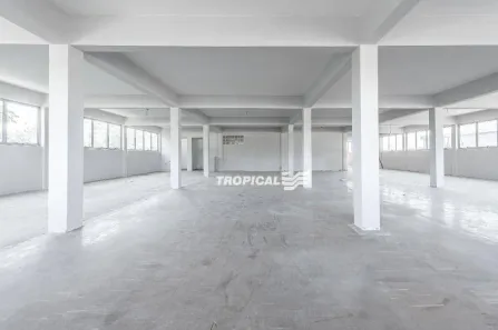 Sala Comercial para alugar, 250m² no Itoupava Norte, Blumenau