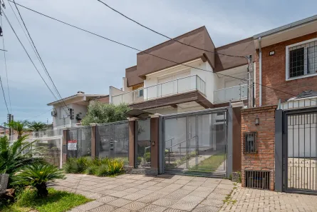 Casa com 4 Quartos à venda, 379m² no Chácara das Pedras, Porto Alegre