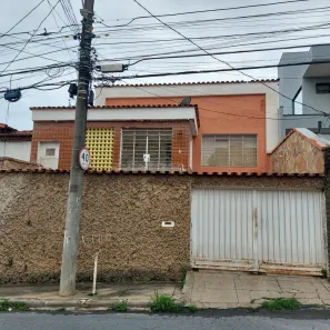 Casa com 3 Quartos à venda, 288m² no Santa Tereza, Belo Horizonte