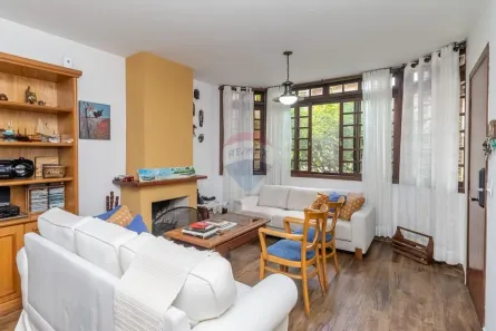 Casa de Condomínio com 3 Quartos à venda, 231m² no Granja Viana, Cotia