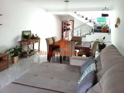 Casa com 3 Quartos à venda, 200m² no Parque São Domingos, São Paulo