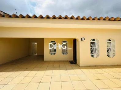 Casa com 3 Quartos para alugar, 180m² no Vila Bressani, Paulínia