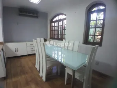 Casa com 3 Quartos à venda, 350m² no Vila Isabel, Rio de Janeiro