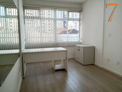 Sala Comercial para alugar, 17m² no Centro, Florianópolis