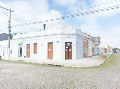 Sala Comercial à venda, 40m² no Porto, Pelotas