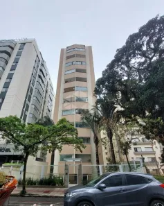 Apartamento com 2 Quartos para alugar, 55m² no Centro, Florianópolis