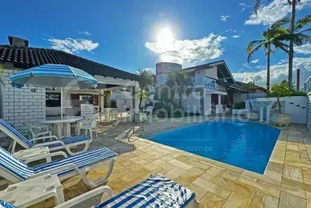 Casa com 4 Quartos à venda, 355m² no Parque Turistico, Peruíbe