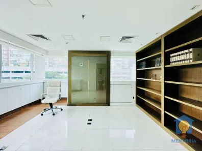 Sala Comercial à venda, 73m² no Jardim Caboré, São Paulo