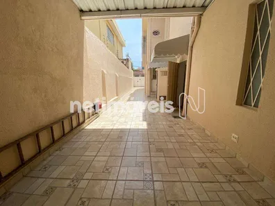 Casa com 3 Quartos à venda, 218m² no Floresta, Belo Horizonte