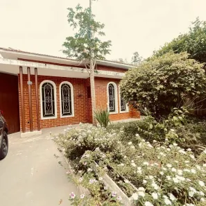 Casa com 3 Quartos para alugar, 200m² no Jardim Bonfiglioli, São Paulo