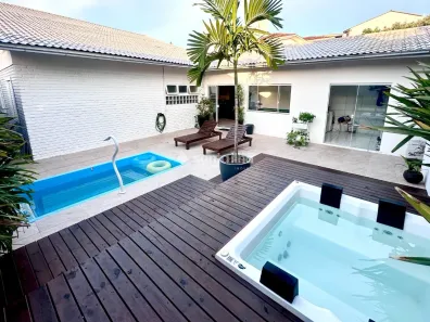 Casa com 4 Quartos à venda, 260m² no Campeche, Florianópolis