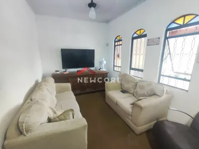 Casa com 3 Quartos à venda, 174m² no Jardim Santa Francisca, Guarulhos