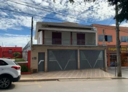 Imóvel Comercial com 4 Quartos à venda, 268m² no Parque das Laranjeiras, Itatiba