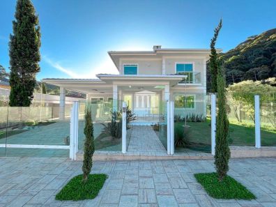 Casa de Condomínio com 4 Quartos à venda, 255m² no Prata, Teresópolis