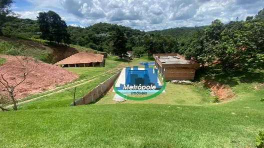 Fazenda/Sítio com 3 Quartos à venda, 144m² no Divininho, Nazaré Paulista