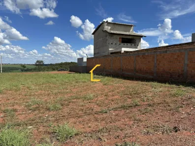 Lote/Terreno à venda, 300m² no Residencial Villa Suiça, Cidade Ocidental