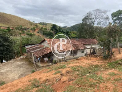 Fazenda/Sítio com 3 Quartos à venda, 150m² no Freitas, São José dos Campos