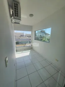 Casa com 4 Quartos à venda, 240m² no Alto Umuarama, Uberlândia